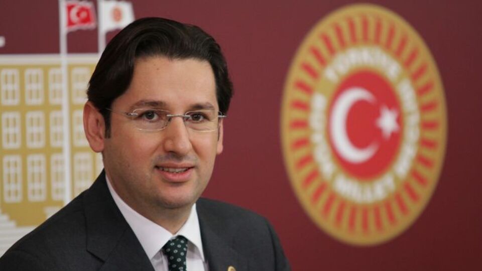 CHP'li Erdemir: Çarşaflı kadınlar gözaltına alınacak