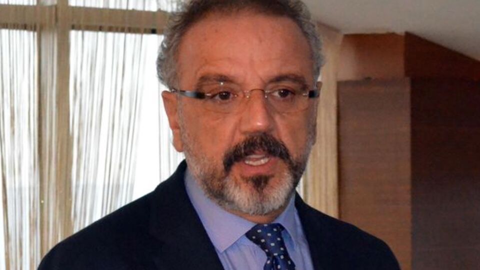 'Maaşımı Kobani'ye gönderiyorum'