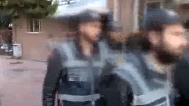 Tur şirketi kisvesiyle göçmen kaçakçılığı