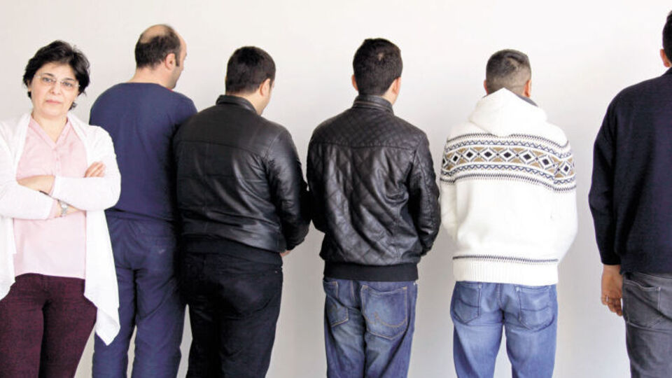 Erkeklere 'aile içi şiddet eğitimi'