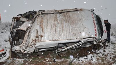 Kayseri'de öğrencileri taşıyan minibüs devrildi