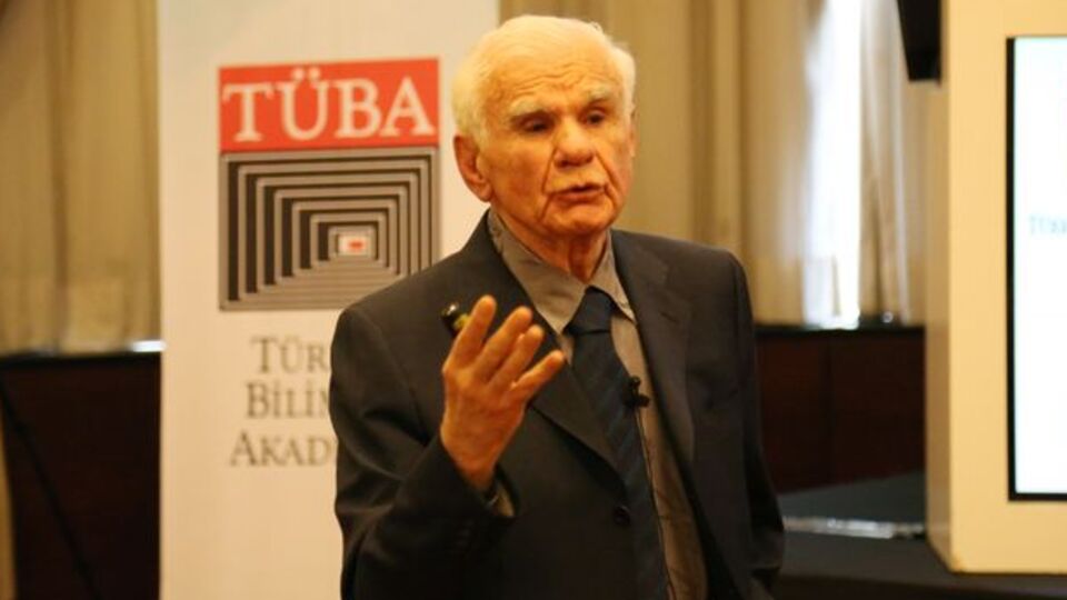 "İnsan beyni ile maymun beyninin hiçbir alakası yok"