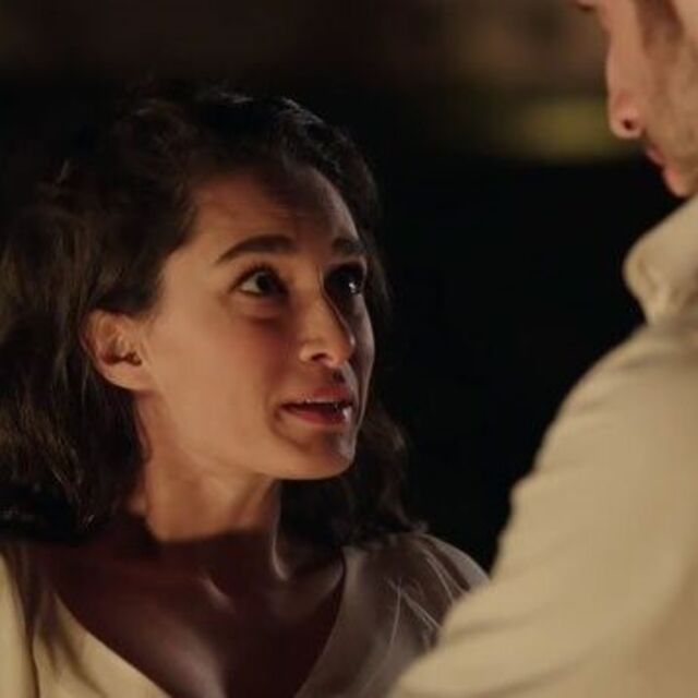 Hande Doğandemir "Bana Masal Anlatma"yla dönüyor