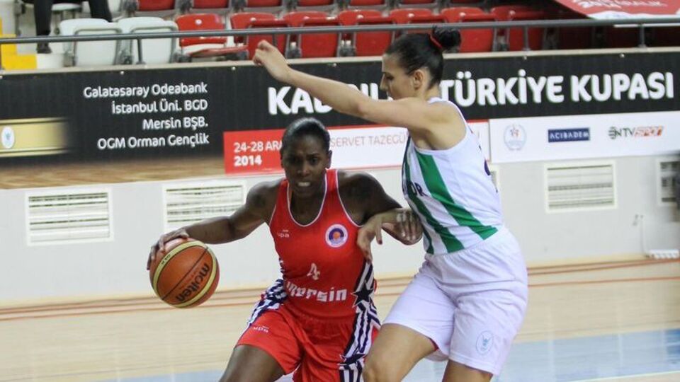 Mersin yarı finalde!