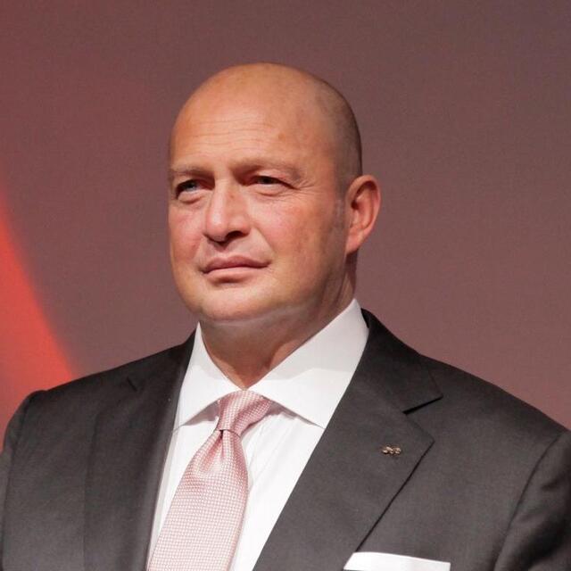 'Gönlü en zengin işadamı' seçildi