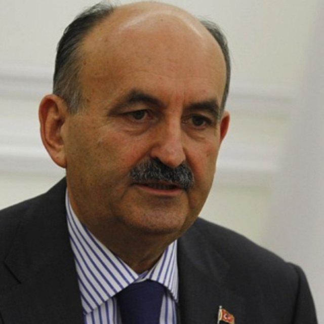 Bakan Müezzinoğlu: "Kronik hastalıklarla daha fazla boğuşacağız"