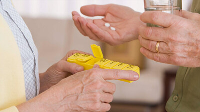 Yaşlılarda ilaç kullanımına dikkat