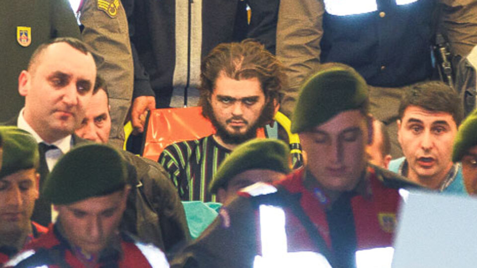 Saldırı öncesi uyuşturucu alıp gece camide kalmışlar!