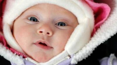 Üşümesin diye giydirmek hasta ediyor