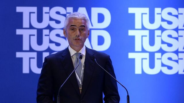 TÜSİAD'da dümene kim geçecek?