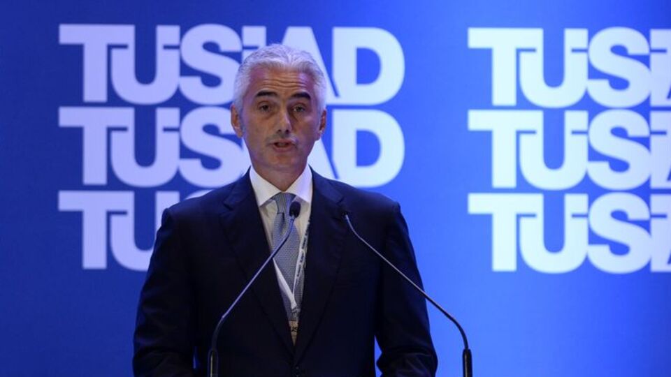 TÜSİAD'da dümene kim geçecek?