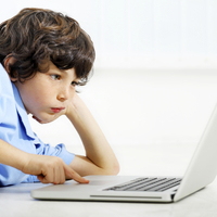 Bilgisayar kullanımı çocuk gelişimini engelliyor