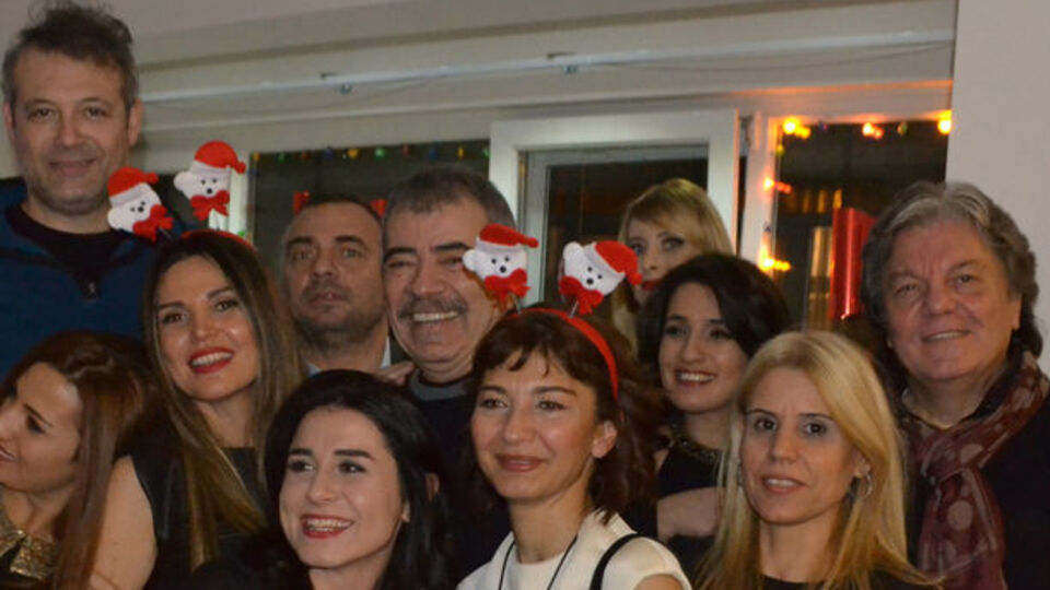 Yılbaşı partisinde kareoke