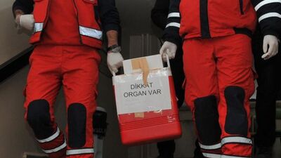 Yeni yılda organlarıyla 3 hastaya umut oldu