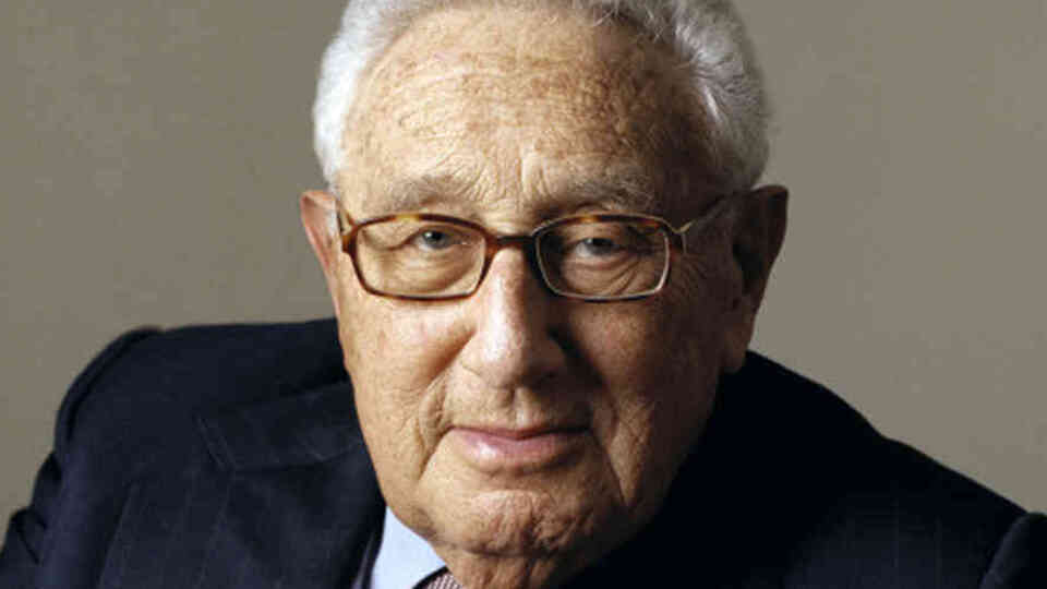 Derin diplomat devrede