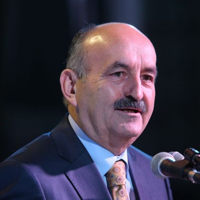 Sağlık Bakanı Müezzinoğlu: Annelik, tartışmasız bir kariyerdir