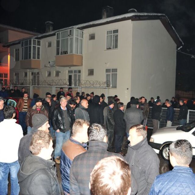 Bursa'da elektrik kesintisi protestosu