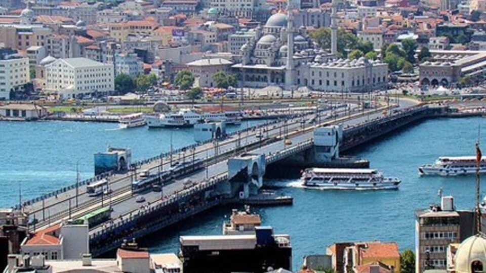 Atatürk Köprüsü trafiğe kapatılacak