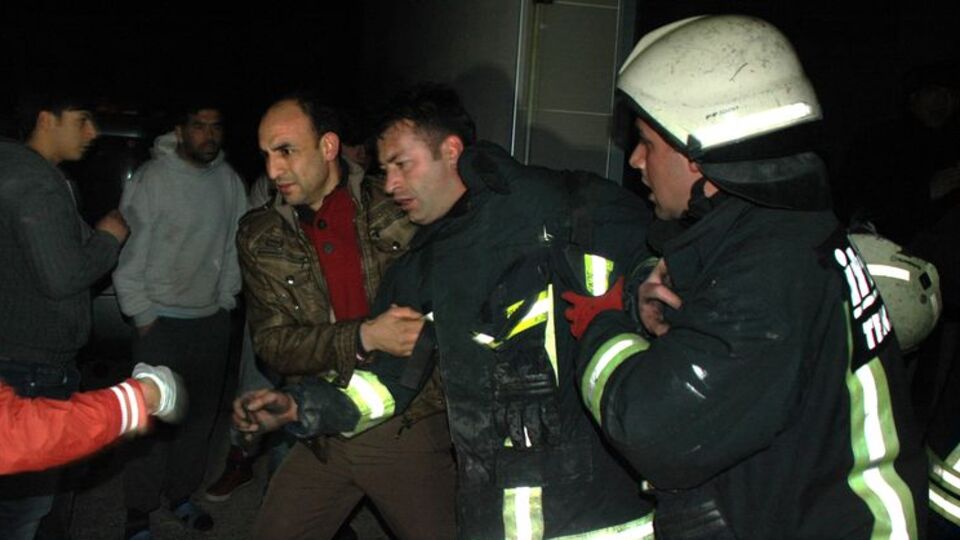 Çorlu'da korkutan yangın: 5 yaralı