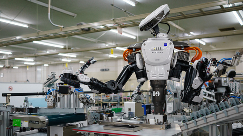 1000 roboto karşı 1 insan!