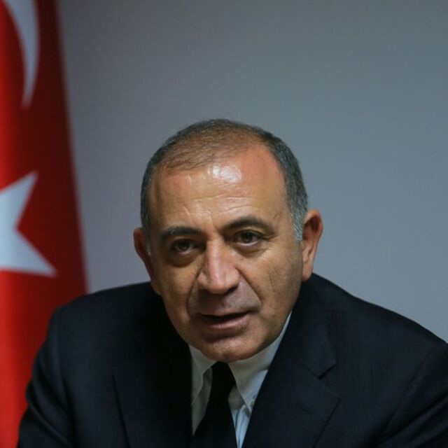 Tekin: AK Parti'nin oyu yüzde 35-38