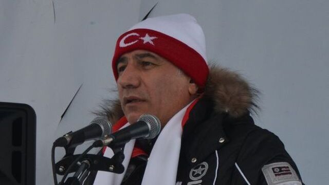 "Kar burada şehitlerimize kefen"