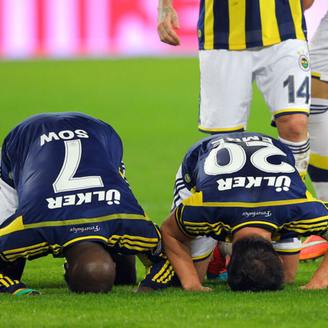 Eski dostlar Umre'de buluşacak