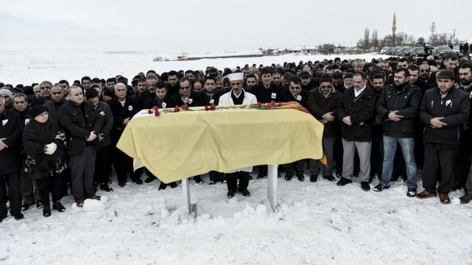 HDP'li vekil toprağa verildi