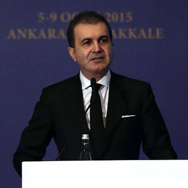 "Türkiye'nin laiklik kazanımı daha vurgulu anlatılmalı"