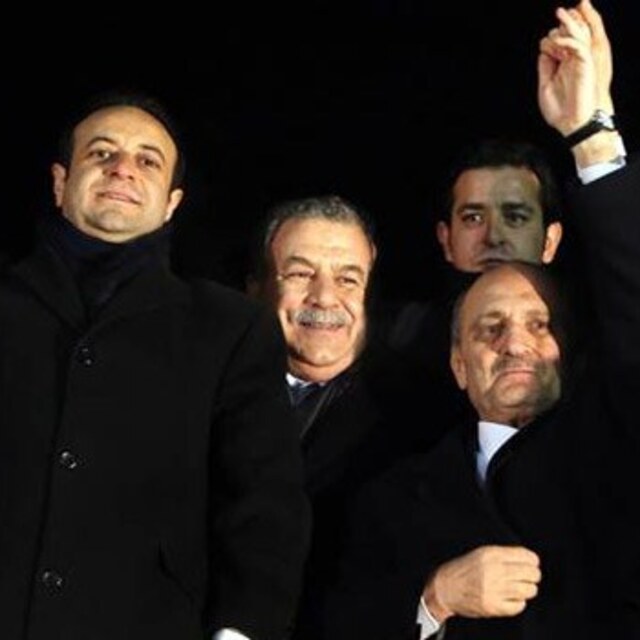 5'e karşı 9 üyenin oyuyla Yüce Divan'a ret!