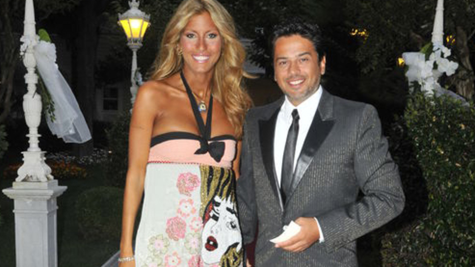 Ünlü çiftten 'üçüncü kişi' iddialarına yanıt!