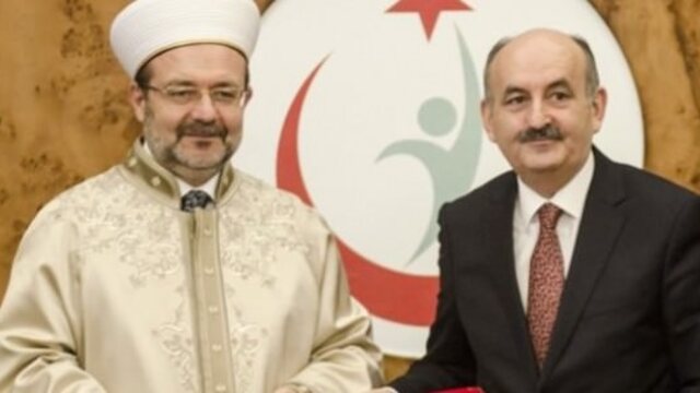 Hastanelerde manevi destek de verilecek
