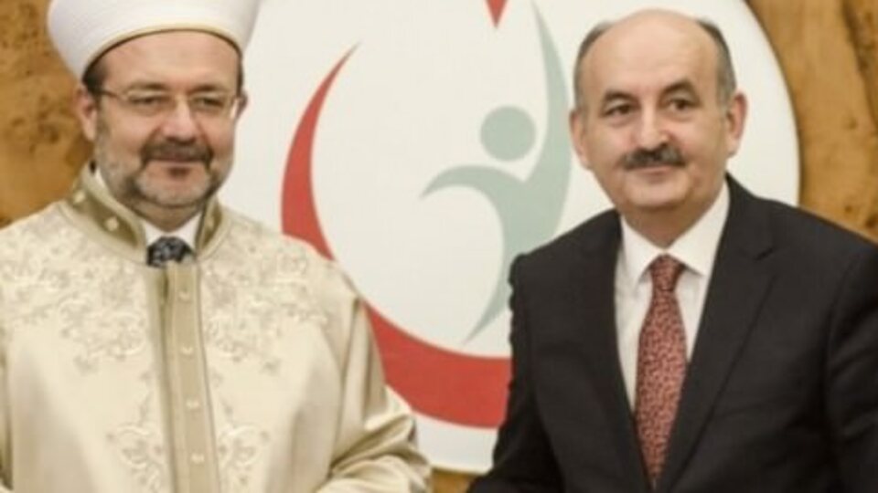 Hastanelerde manevi destek de verilecek