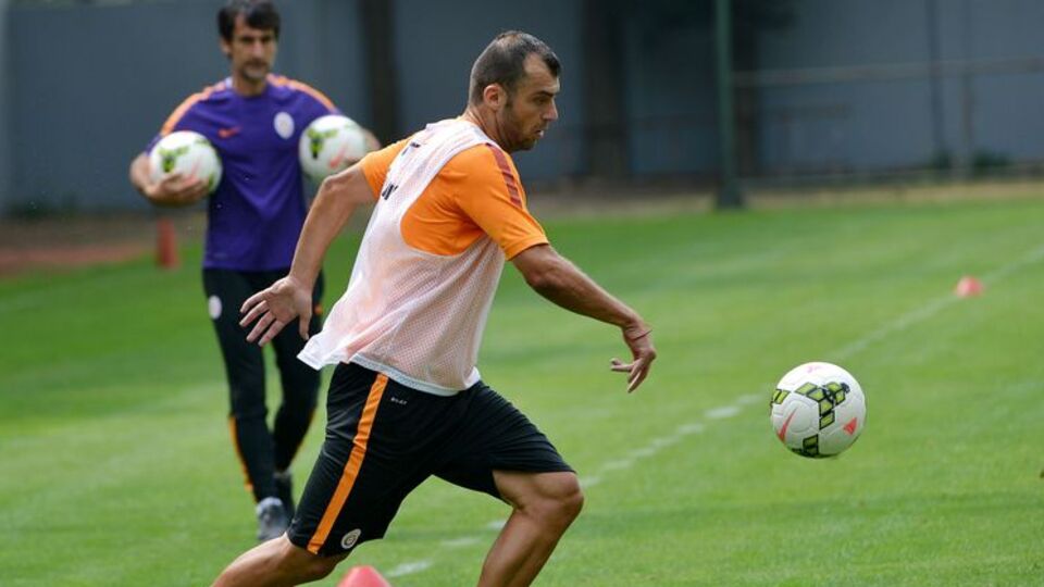 Pandev'in menajerinden flaş açıklama