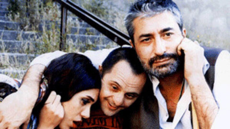 Erkan Petekkaya, down sendromlular için perdede!