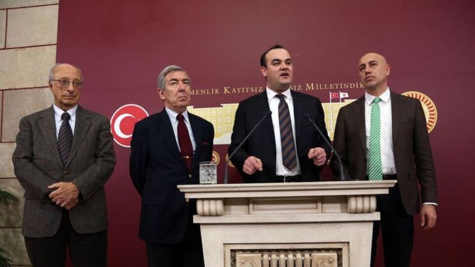 CHP, tapelerle ilgili muhalefet şerhini Komisyona sundu