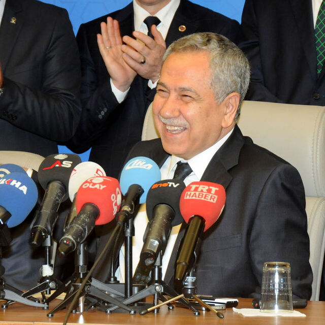 Arınç: Lezbiyenler, gaylar homoseksüeller de Demirtaş'a oy verdi