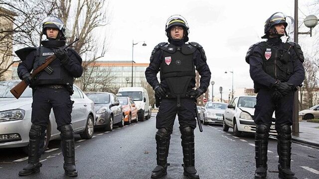 Paris'teki yürüyüş için üst düzey önlem alındı