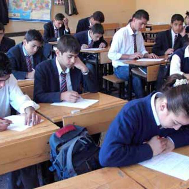 Öğrenciye şiddeti nasıl önleyeceği derste öğretilecek