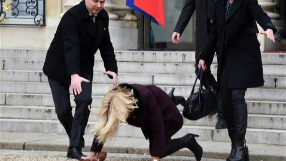 Başbakan böyle düştü!