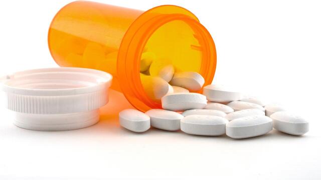Hepatit C hastaları ilaç için yürüdü