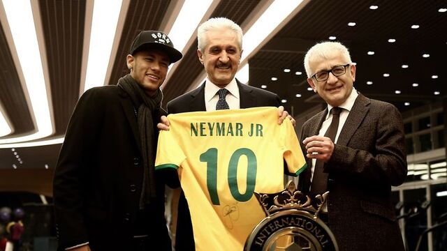 Neymar'a hoş geldin hediyesi