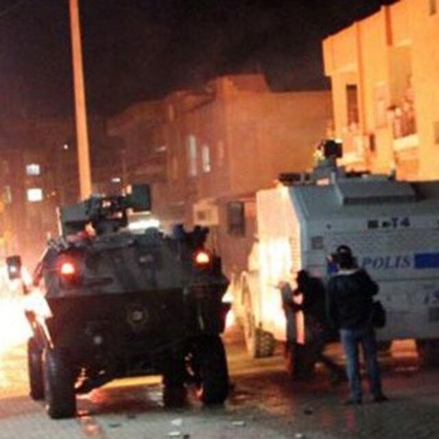 Mardin'de polise saldırı: 2 yaralı