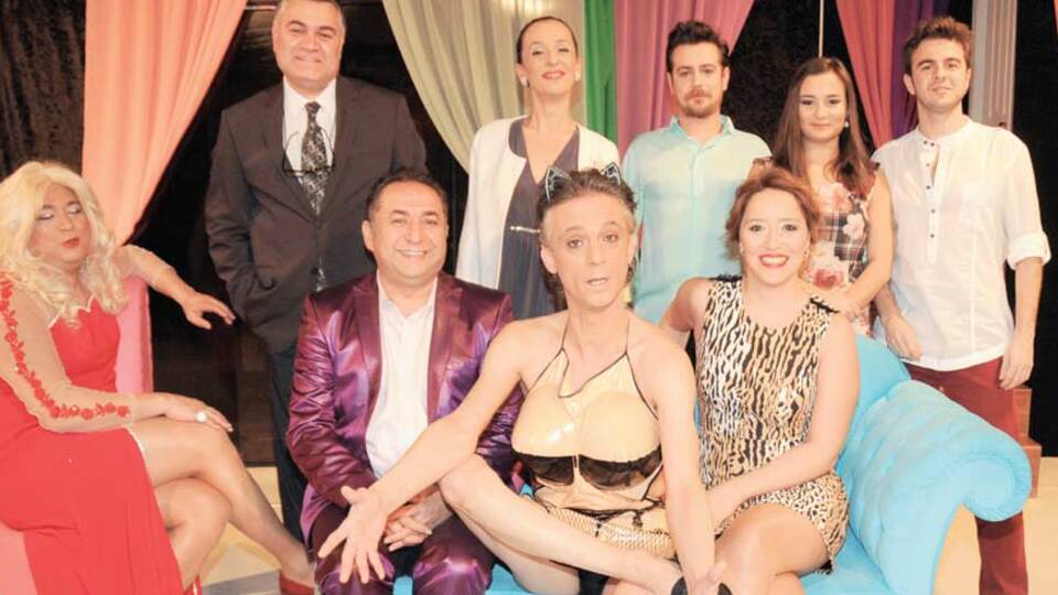 'Kuş Kafesi' güldürdü!