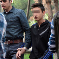 "3 metreden fırlattığım şiş sırtına saplandı"