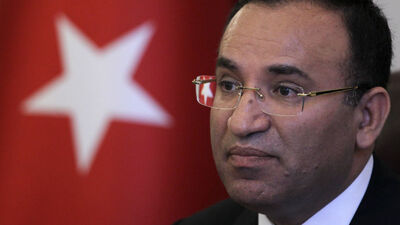 "82 Anayasası'nda darbe ruhu var, yeni Anayasa çıkarılmalı"