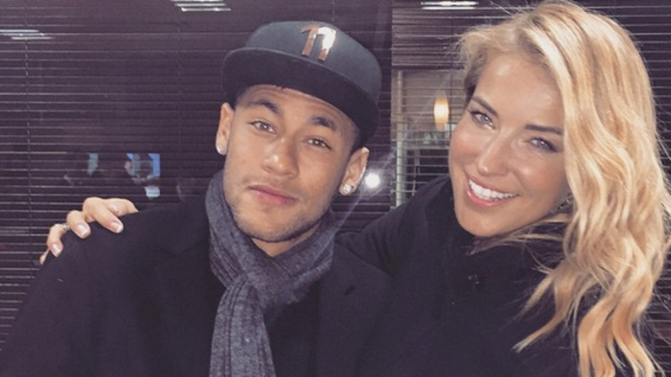 Burcu'ya yakın takip!