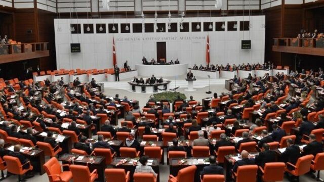 TBMM bu hafta yoğun gündemle toplanacak