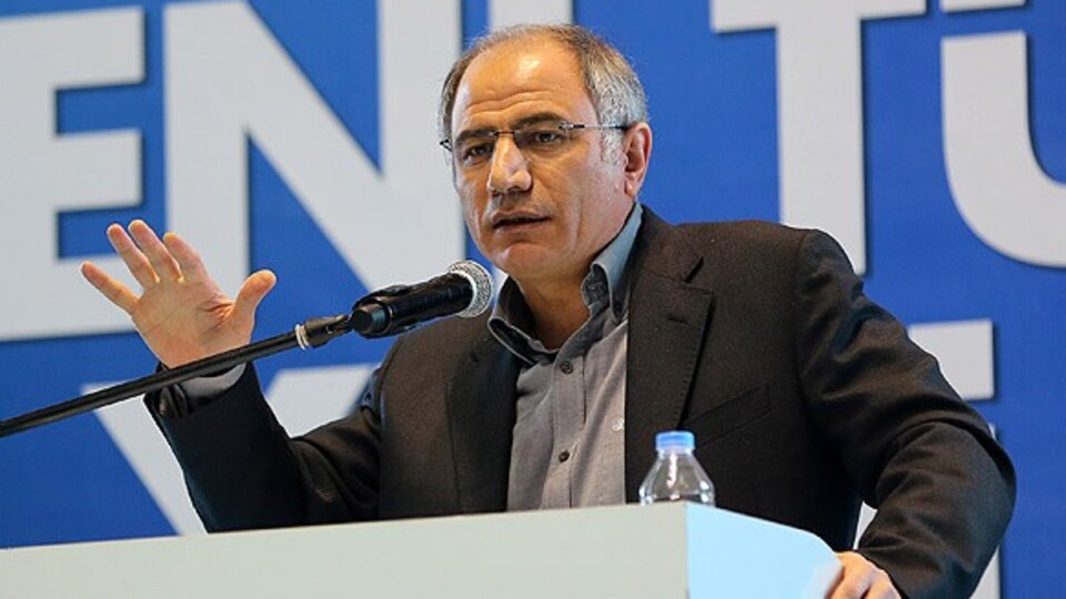 "Türkiye'nin en önemli kazanımı siyasi istikrar"