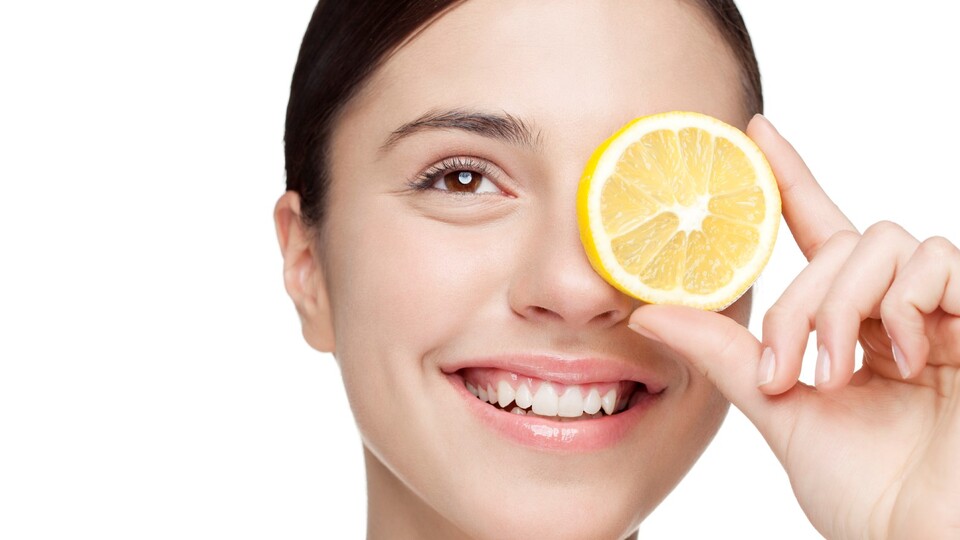 C vitamini cildi gençleştiriyor